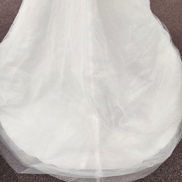 Regina Bianca RB1512 Size 8 White Lace/Tulle Ballgown Bridal/Wedding Dress - Picture 8 of 10